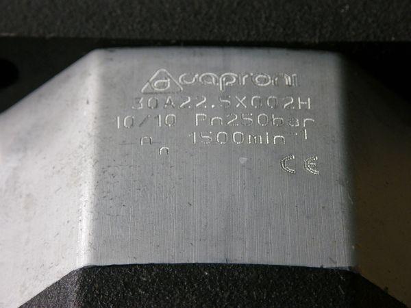 30A22-2X002004.jpg
