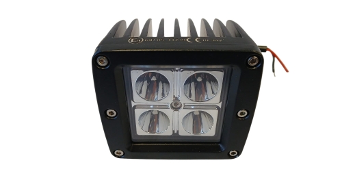 693LED0082-Photoroom.jpg