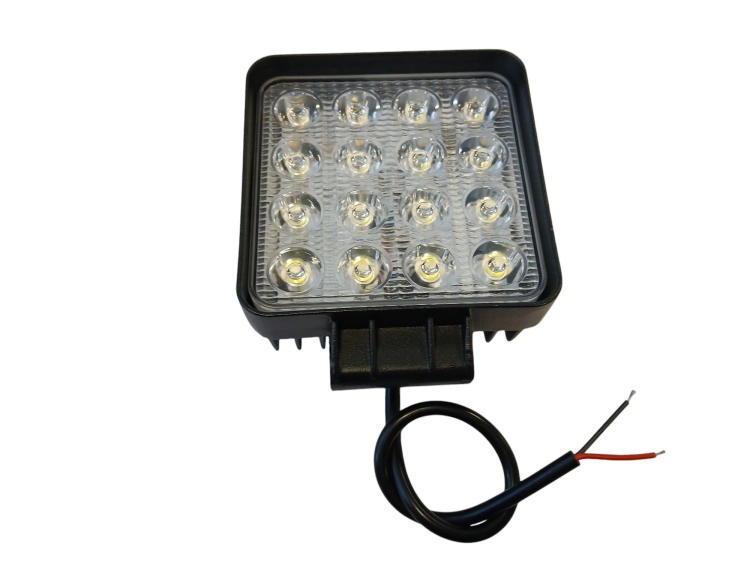 693LED3303-Photoroom.jpg