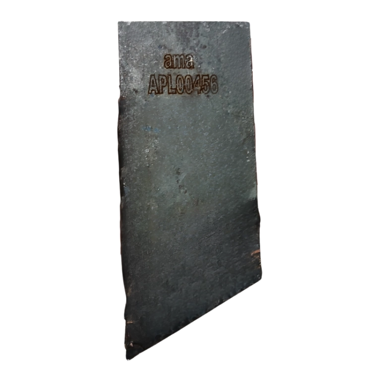nakladka-do-wspawania-do-dluta-michel-lewa-wzmocniona-plytka-weglika-wolframu-i-napawem-165x70x20-mm.jpg