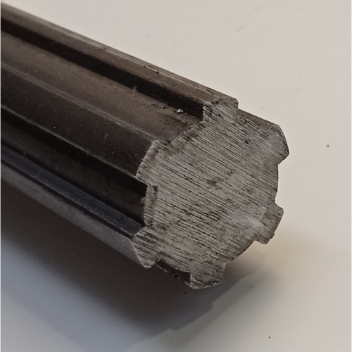 profil-frezowy-23-uni-221-23x28x6mm-6-frezow-1000mm.jpg